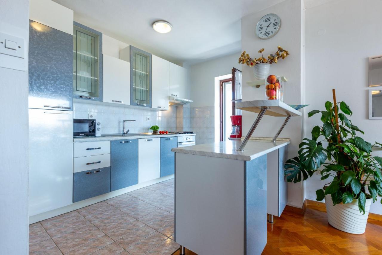 Katina Apartment With Private Pool Ζαντάρ Εξωτερικό φωτογραφία