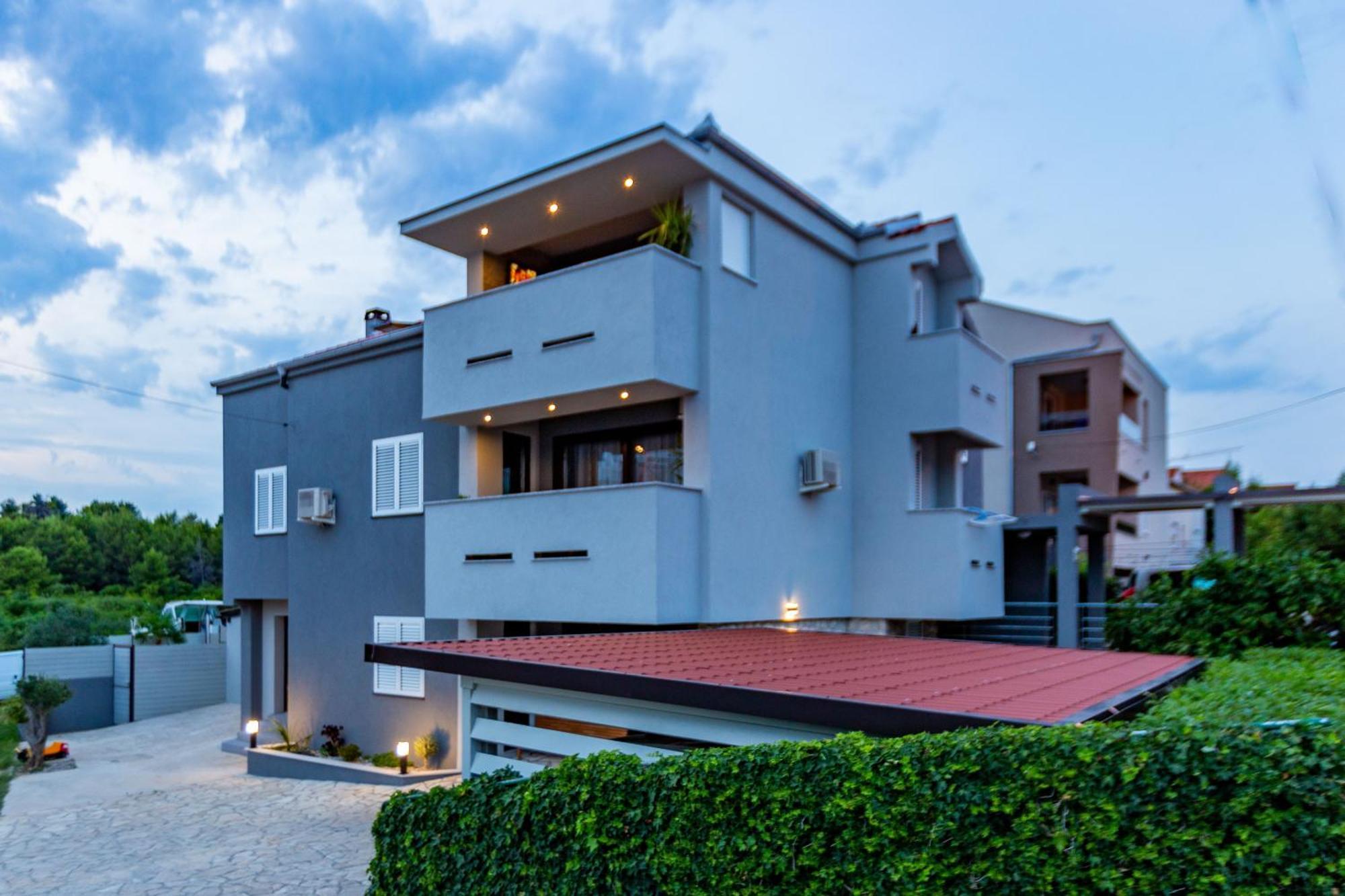 Katina Apartment With Private Pool Ζαντάρ Εξωτερικό φωτογραφία